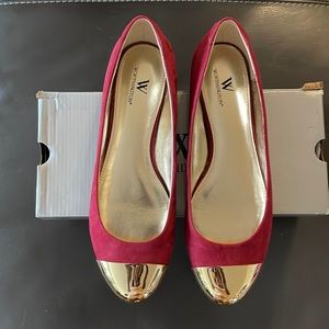Worthington Dark Red Gold Toe Flats